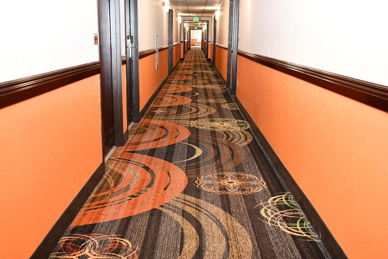 Regency Inn & Suites Faribault Exterior photo