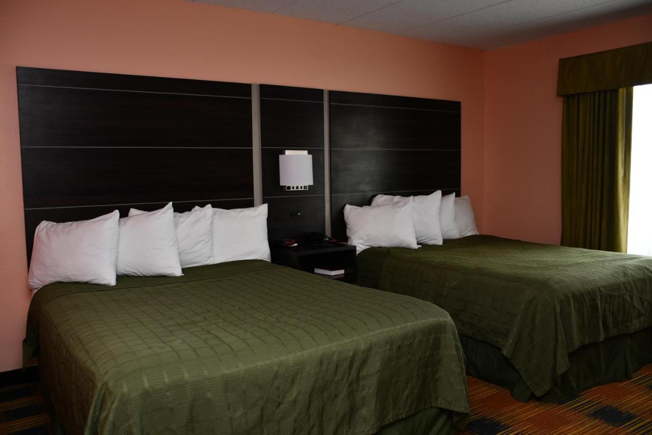 Regency Inn & Suites Faribault Exterior photo